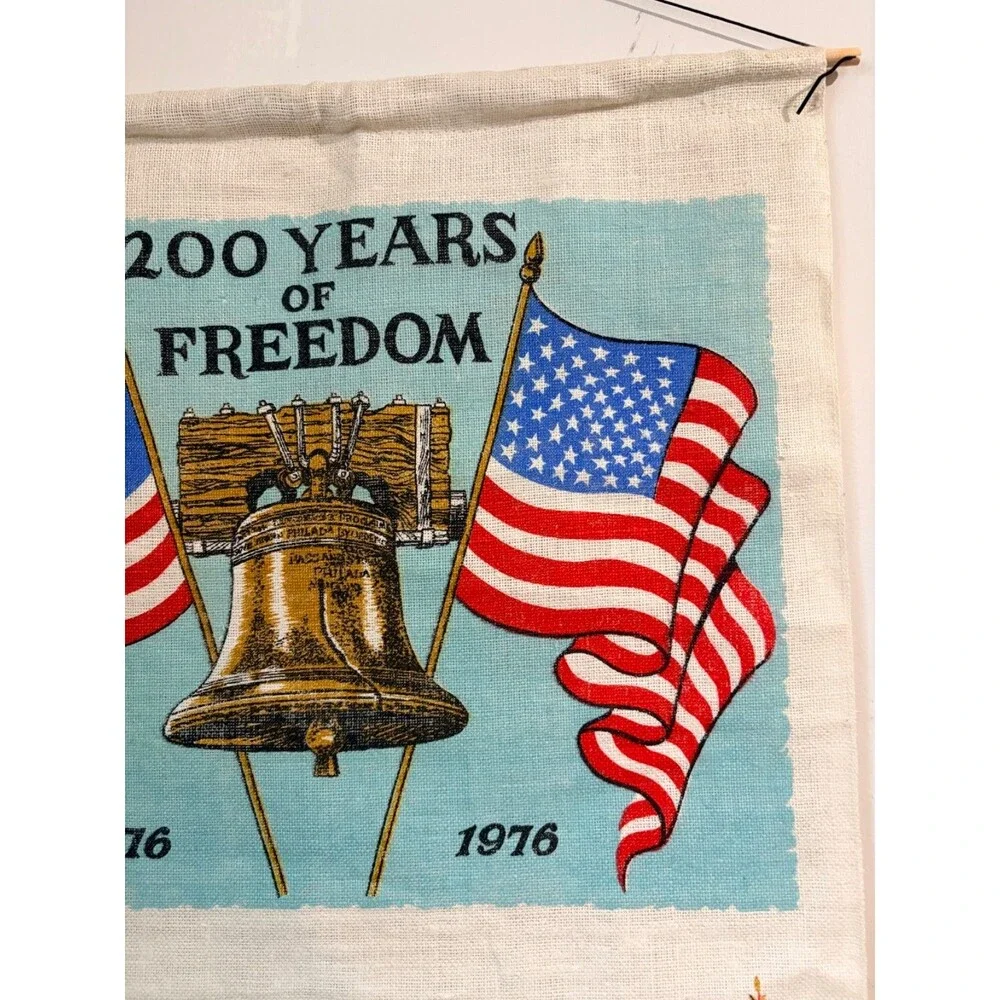 Vtg 1976 Bicentennial Linen Tea Towel Calendar 200 years of Freedom